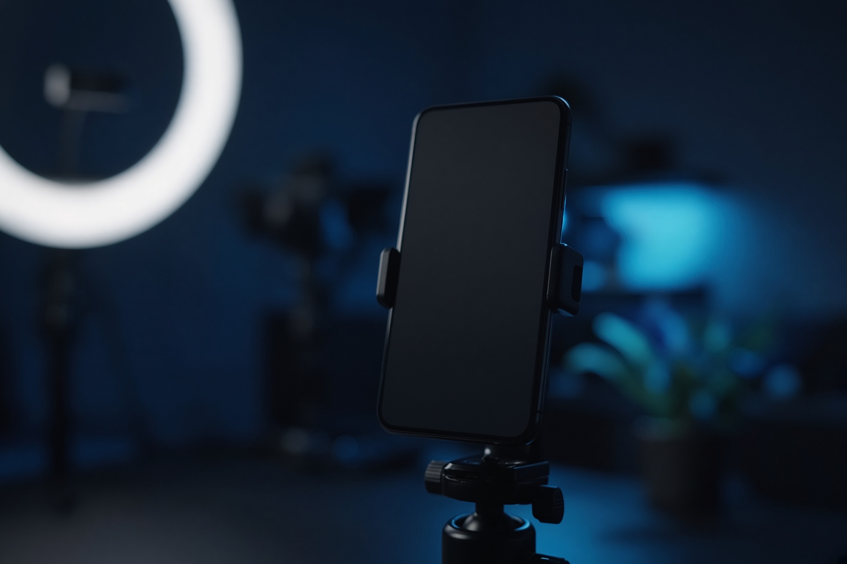 Phone and ring light for social content